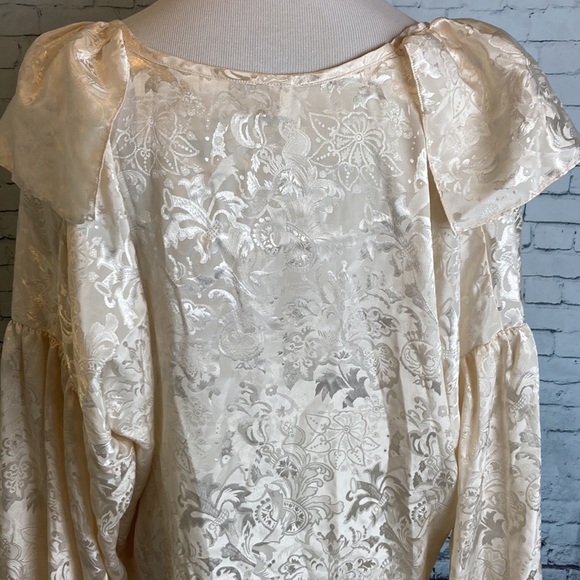 VICTORIA'S SECRET Vintage Gold Label Ivory Babydoll Satin Gown M/L Sexy Ruffles - Picture 9 of 16